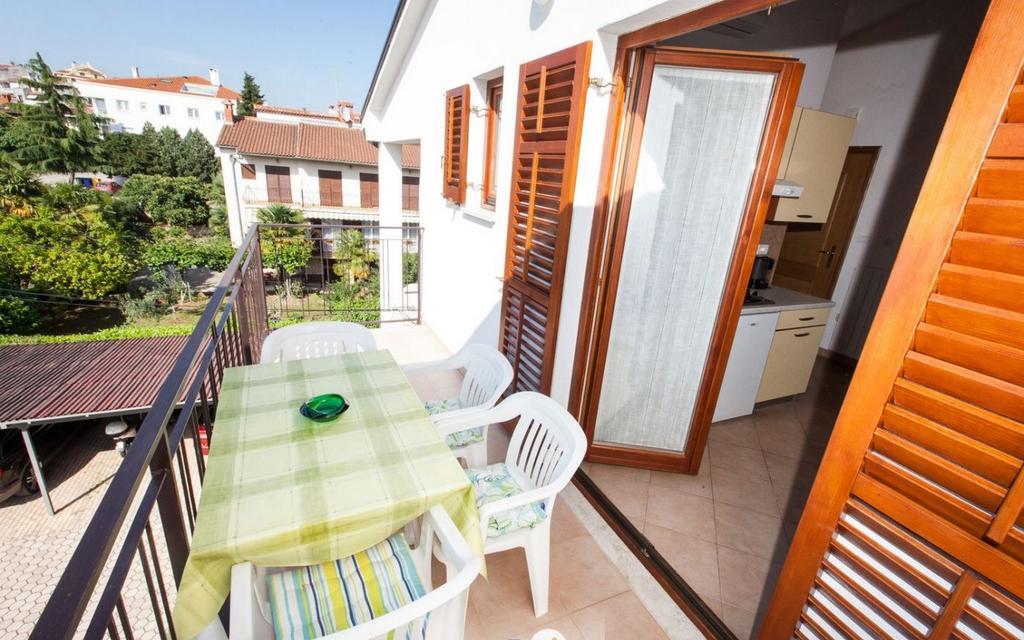 Apartments Hrvatin Ровинь Экстерьер фото